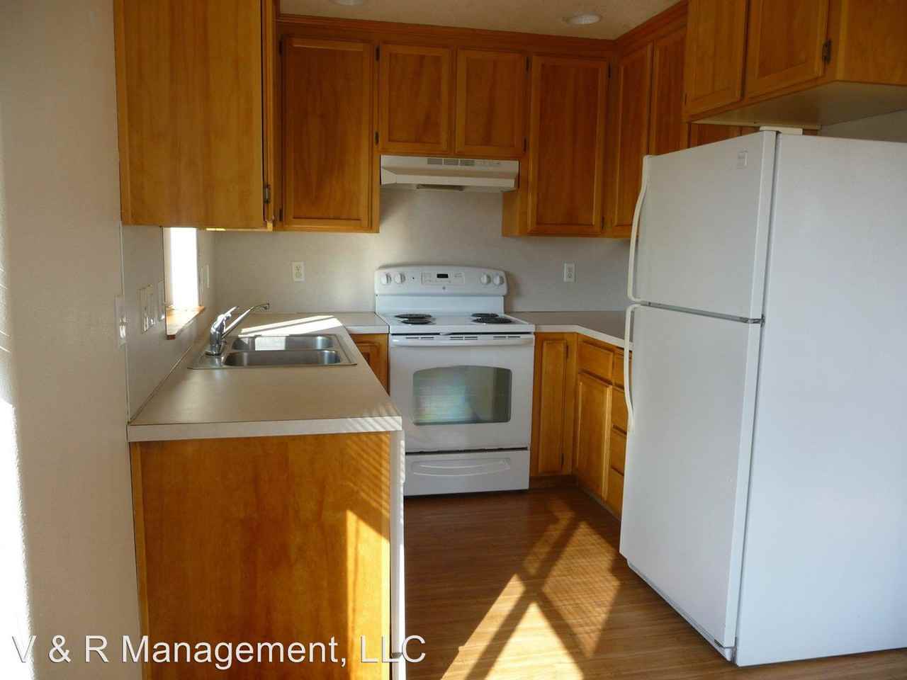 4887 Saunter Loop NE - Photo 2 of 11