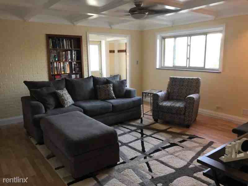 3323 30th St - Photo 2 of 34