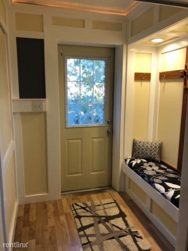 3323 30th St - Photo 3 of 34