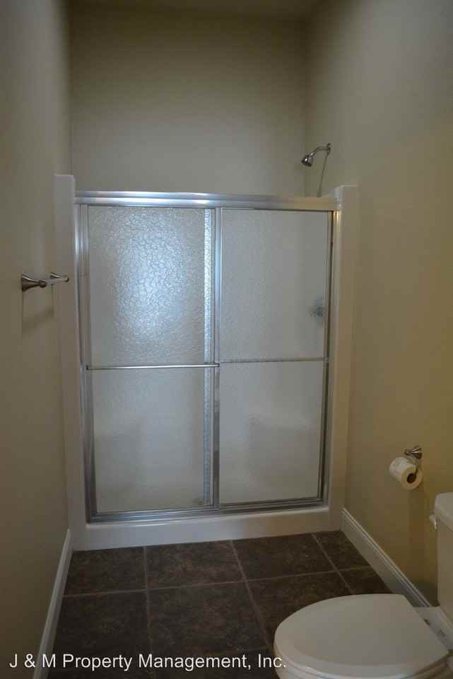 102 Brookline Trail - Photo 3 of 26