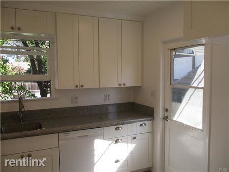 260 N Grove St - Photo 3 of 21