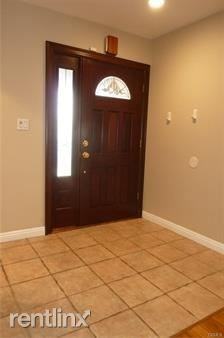 2210 W 178th St - Photo 2 of 13