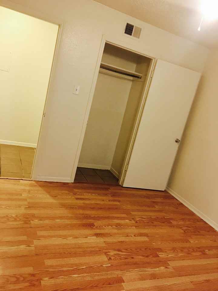 W Hutchins Pl #117 - Photo 3 of 27