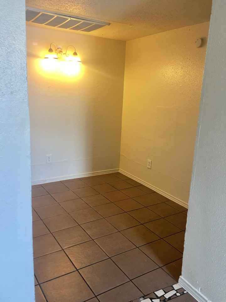 W Hutchins Pl #117 - Photo 7 of 27