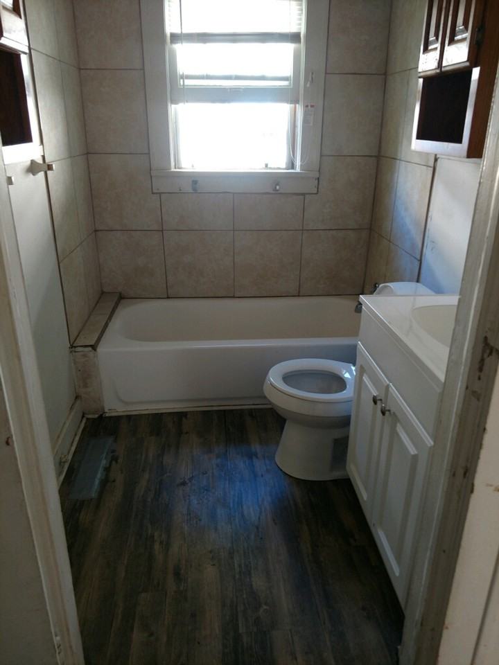 544 N 10th St - Photo 3 of 10
