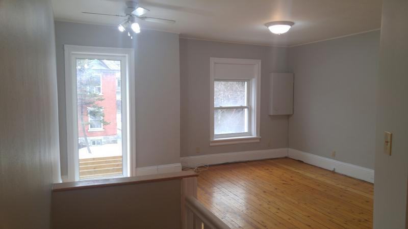 583 McLeod Street - Photo 3 of 25