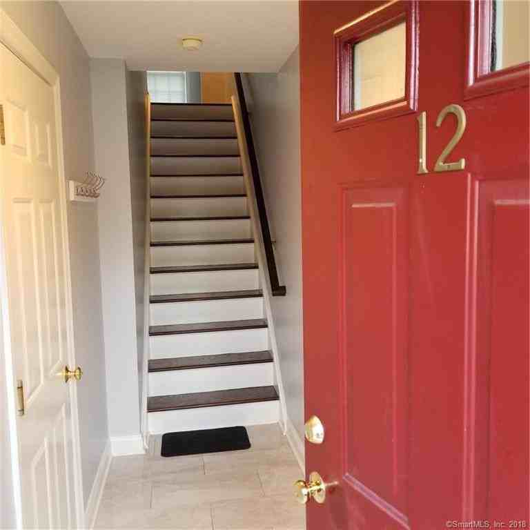 85 Franklin St - Photo 2 of 18