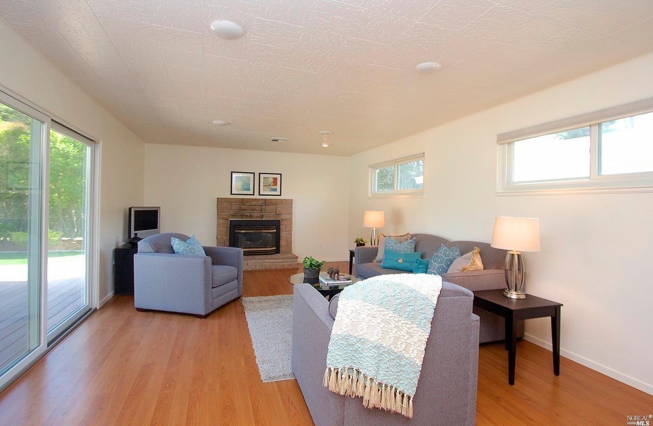 162 Knight Dr - Photo 3 of 17