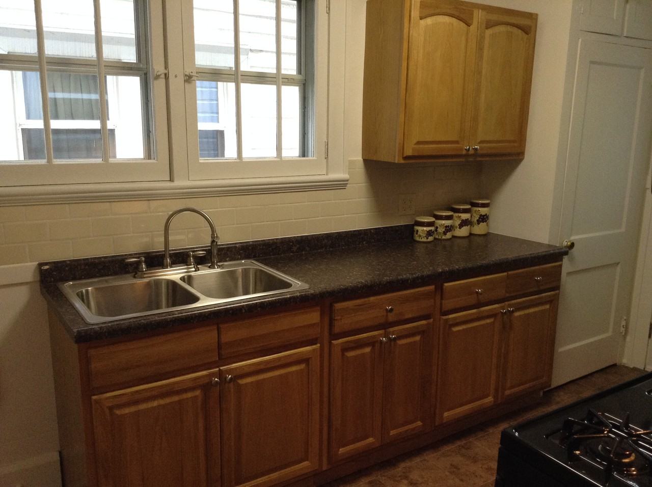 408 Vickroy Avenue - Photo 2 of 8