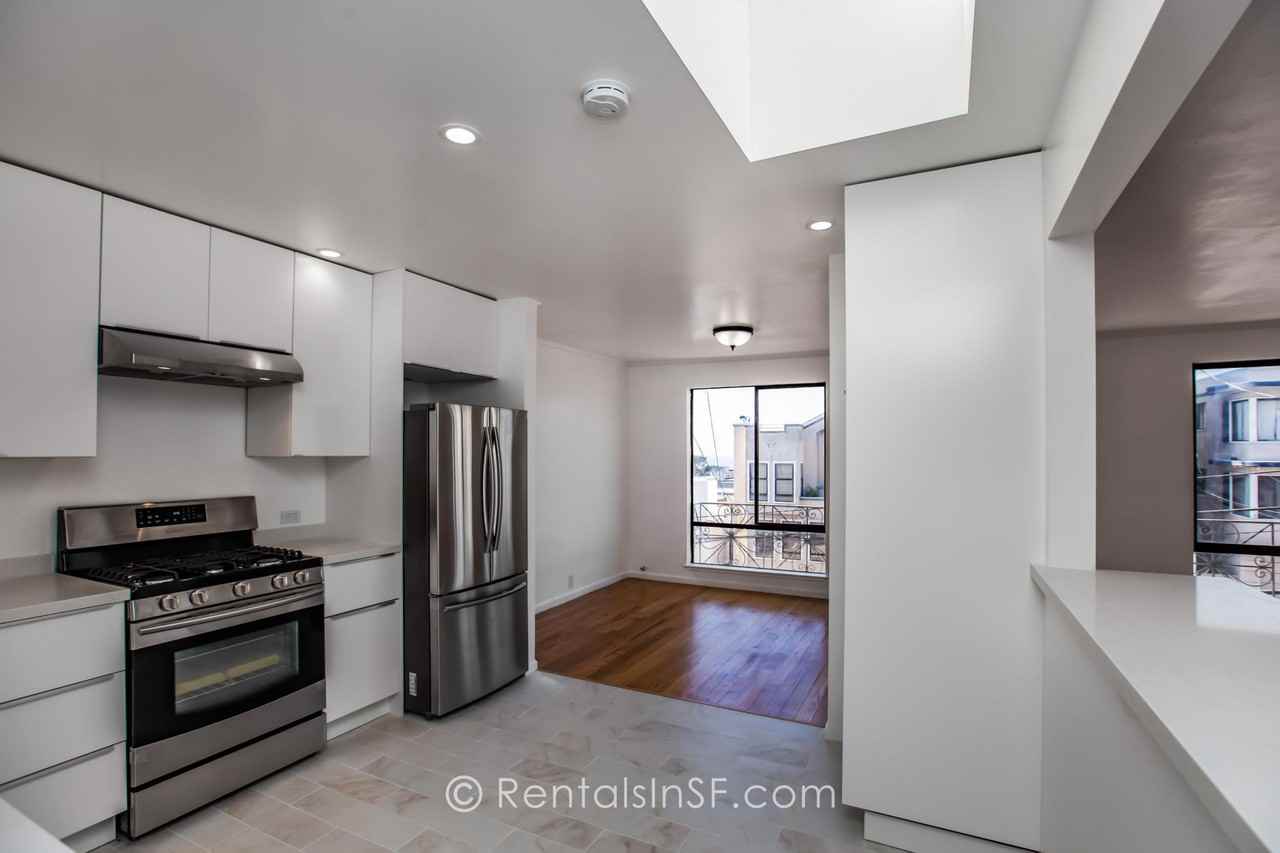 744 43rd Ave - Photo 3 of 19