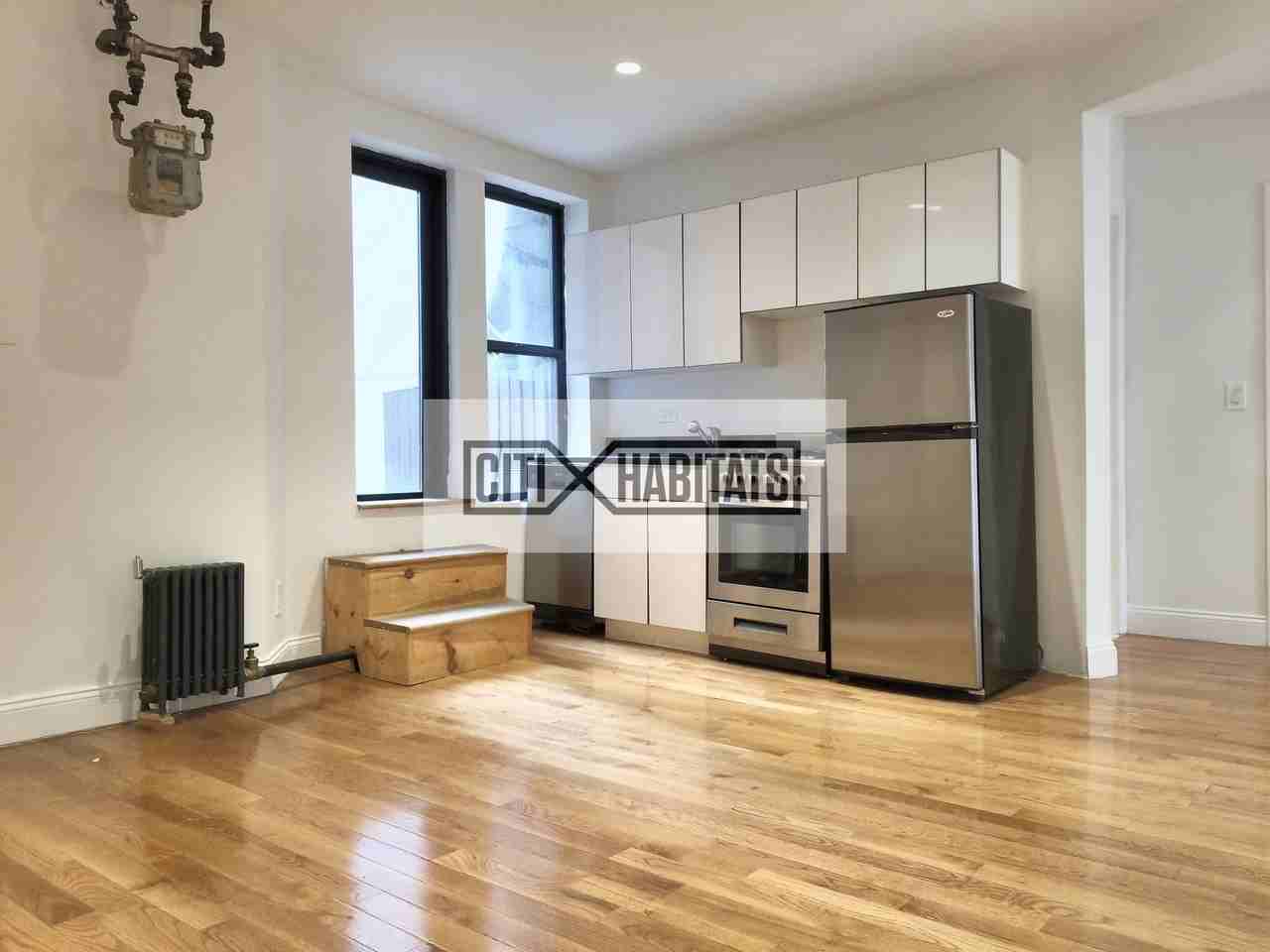 23 East 109th Street #2B - Photo 2 of 7