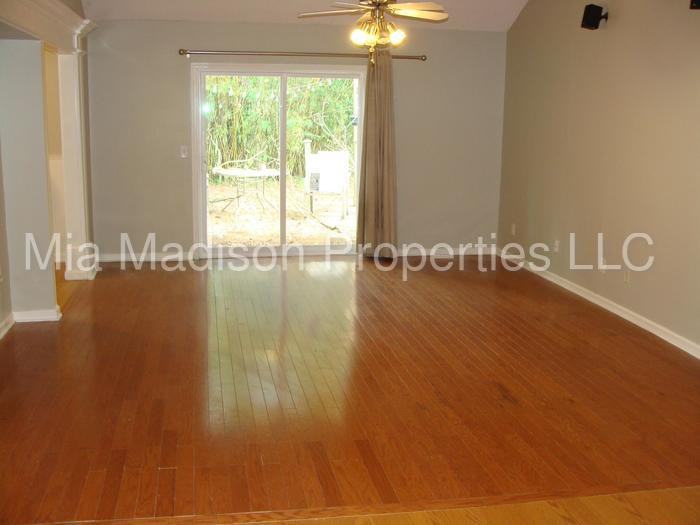 4708 Springhill Rd - Photo 3 of 12