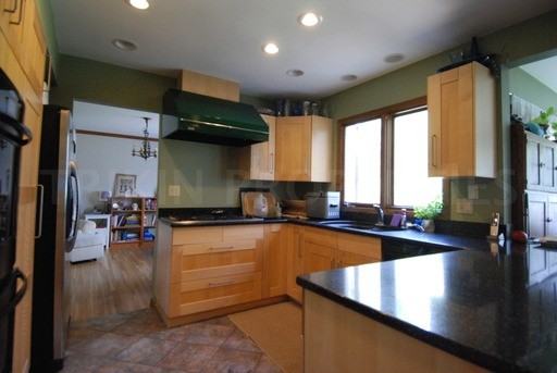 3424 Clark St - Photo 2 of 19