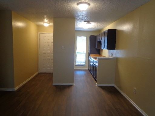 840 Westover Dr - Photo 2 of 15