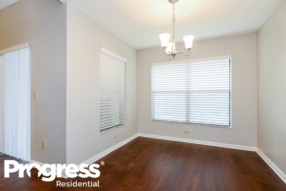 2303 Willow Branch Ave - Photo 3 of 14