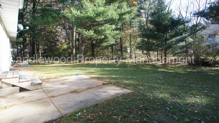 2441 Magnolia Dr - Photo 2 of 11