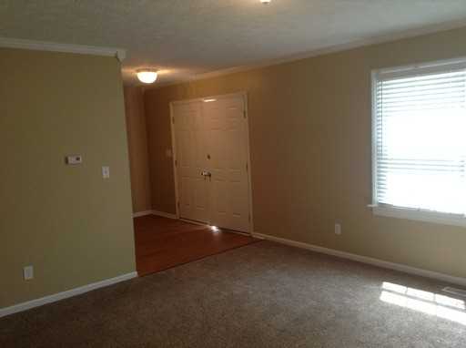 205 Brookside Dr - Photo 2 of 18