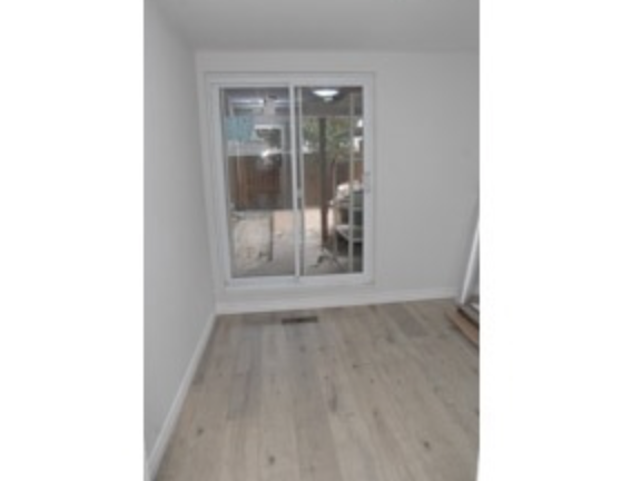 233 Greenwood Avenue