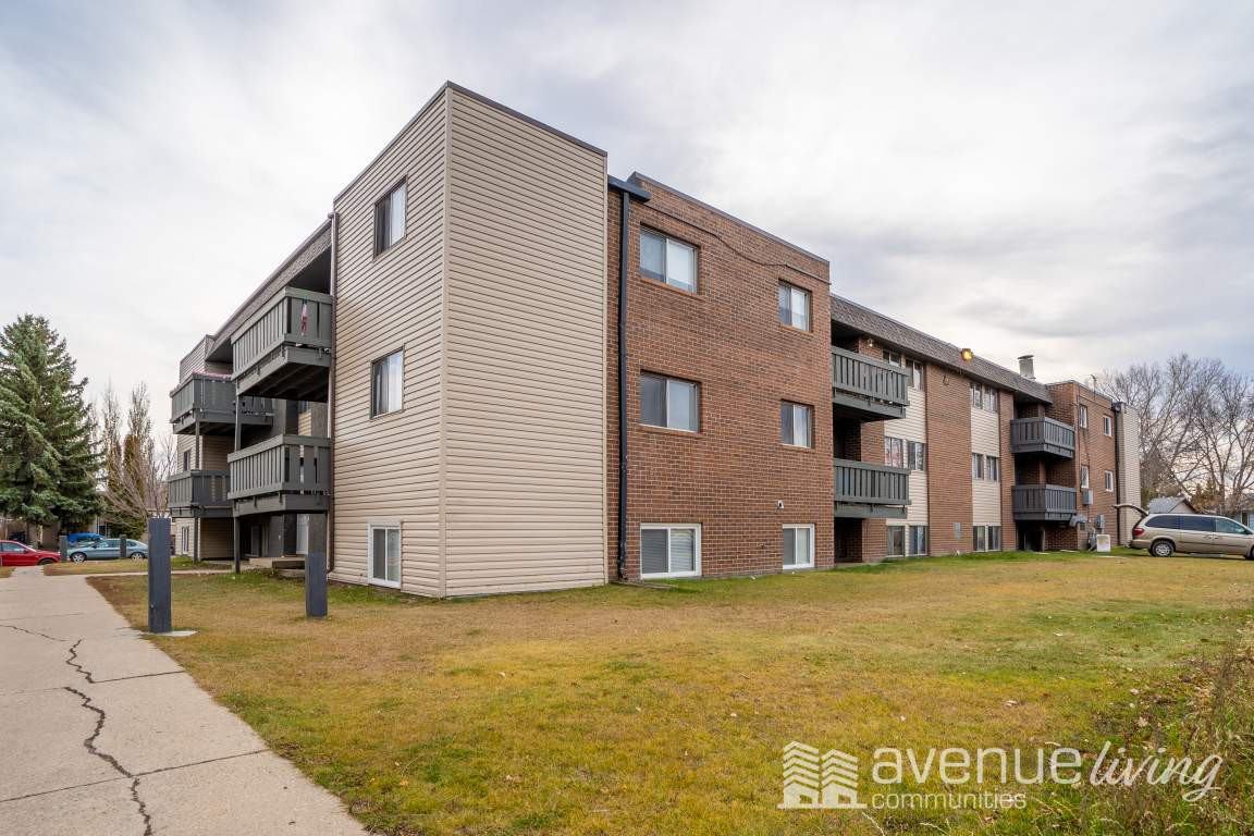 Matheson Place - 1020 Matheson Dr, Saskatoon, Sk S7l 5t7 - Apartment 