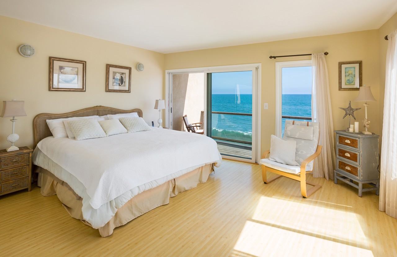 20466 Pacific Coast Hwy - Photo 3 of 11