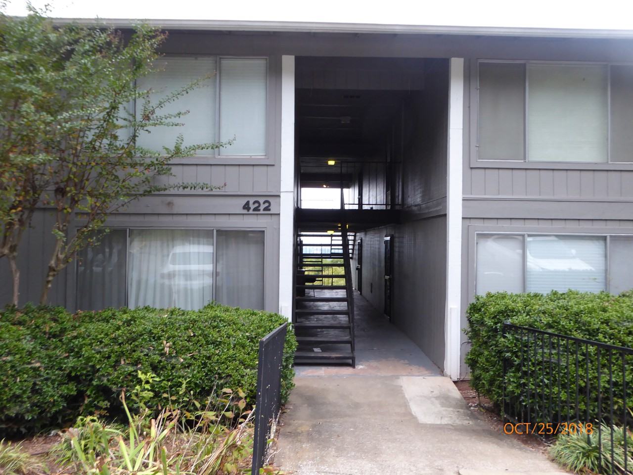 422 Skyview Drive #D - Photo 2 of 12