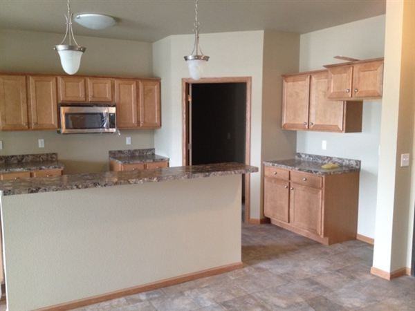 Meadow Ridge II Apartments - Photo 3 of 9