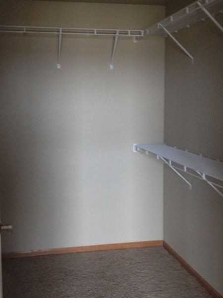 Meadow Ridge II Apartments - Photo 2 of 9