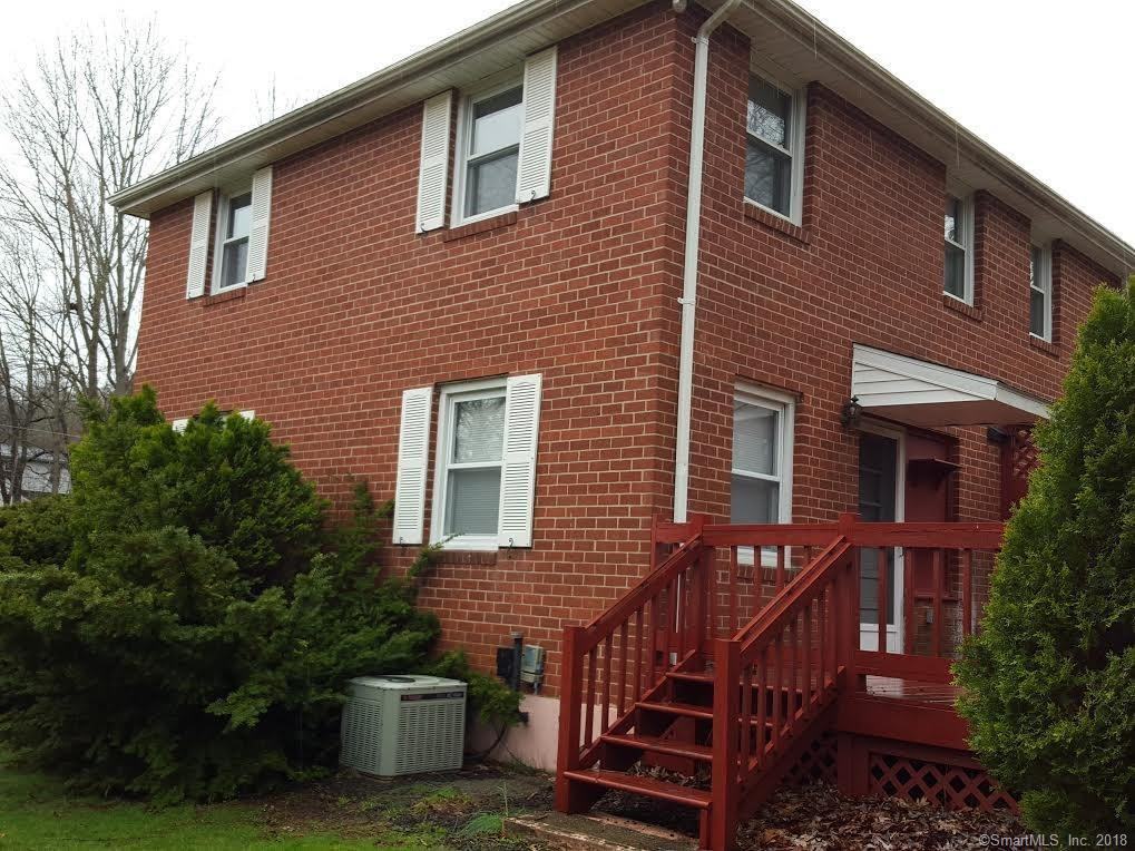 16 Mansfield Dr - Photo 3 of 12
