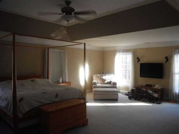 8417 Old Mill Ln - Photo 2 of 10