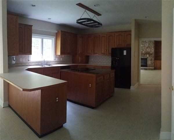 8417 Old Mill Ln - Photo 3 of 10