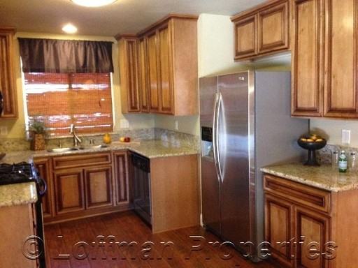 1601 Oaktree Dr - Photo 3 of 19