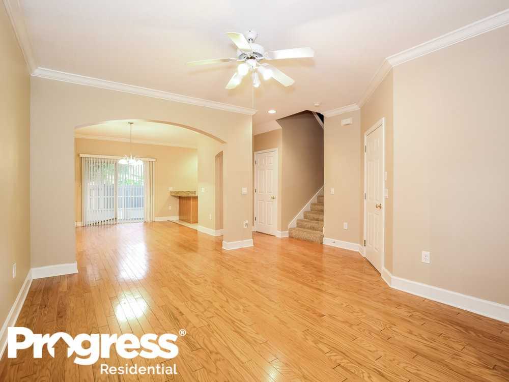 3126 Santorini Ct - Photo 3 of 14