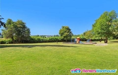 9112 183rd Ct NE - Photo 3 of 18