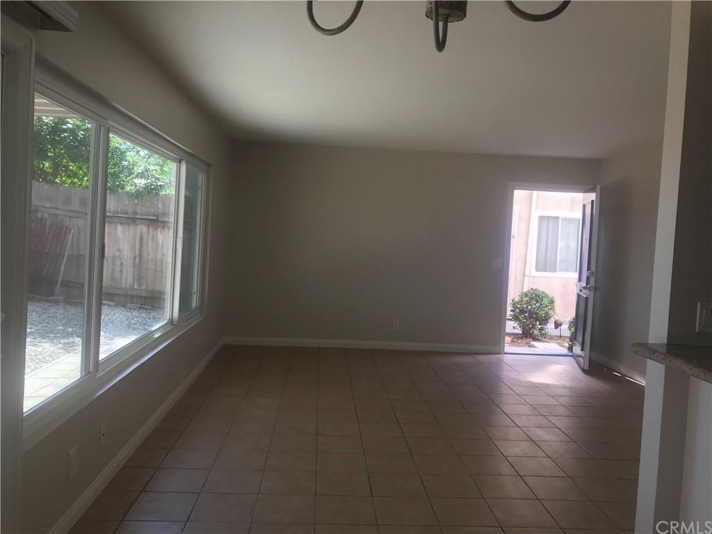 33452 Cheltam Way - Photo 2 of 19