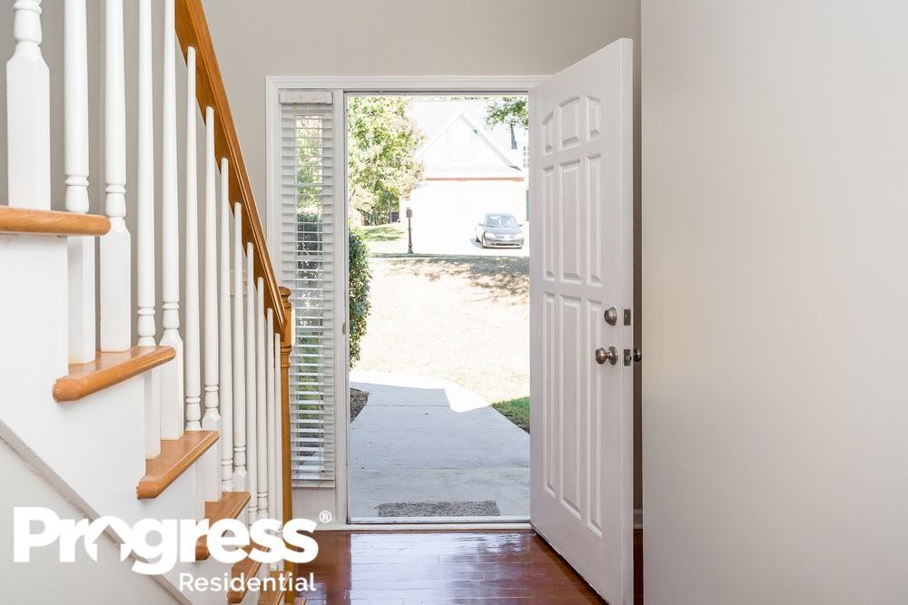 479 Haven Ridge Dr - Photo 2 of 16