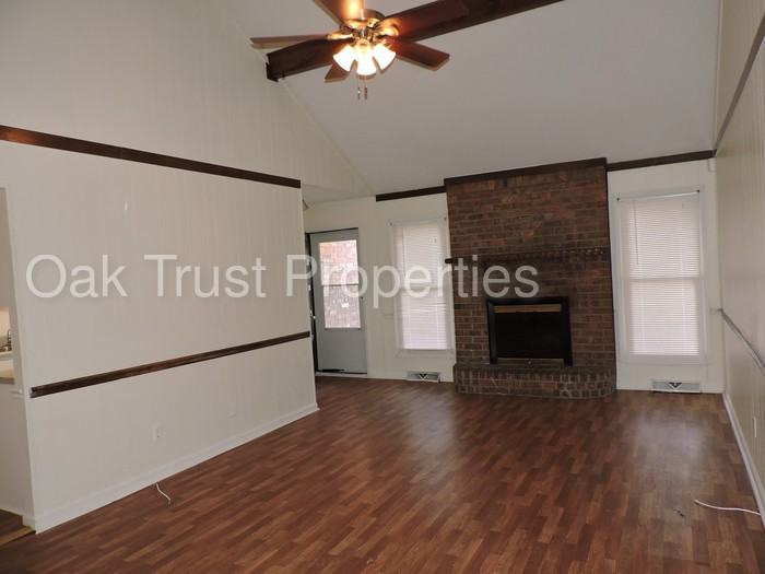 711 Cluster Pines Rd - Photo 2 of 11