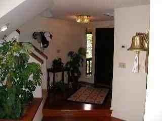 1073 N Lakepoint Way - Photo 2 of 16