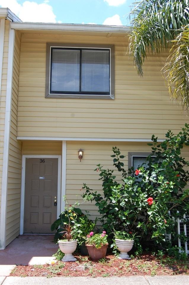 22706 Gage Loop - Photo 2 of 17