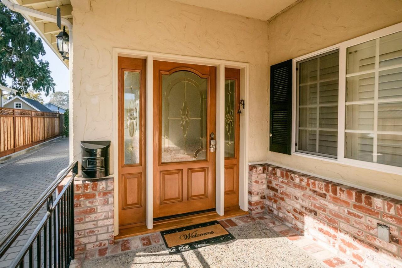 711 Laurel Ave - Photo 3 of 21