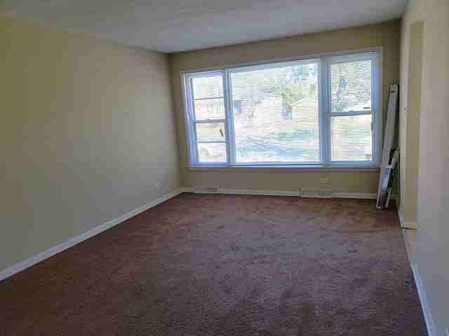 544 W 16th St - Photo 2 of 13