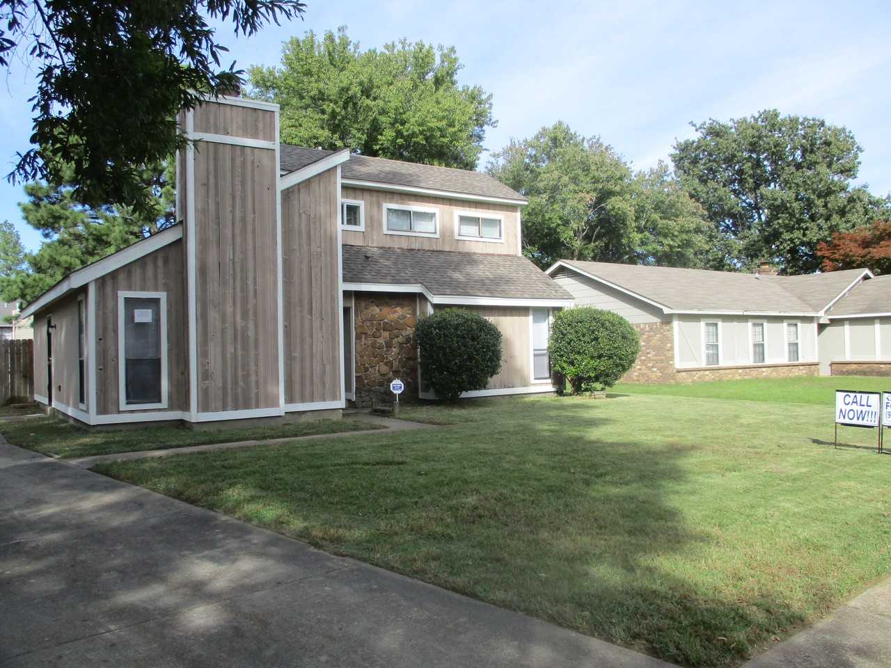 3951 Silverleaf Rd - Photo 2 of 9