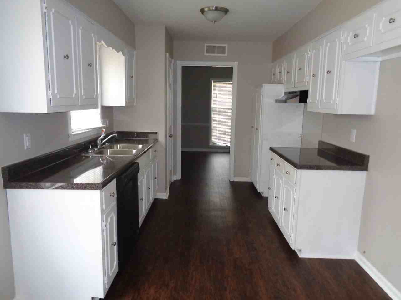 4078 Hartz Dr - Photo 2 of 7