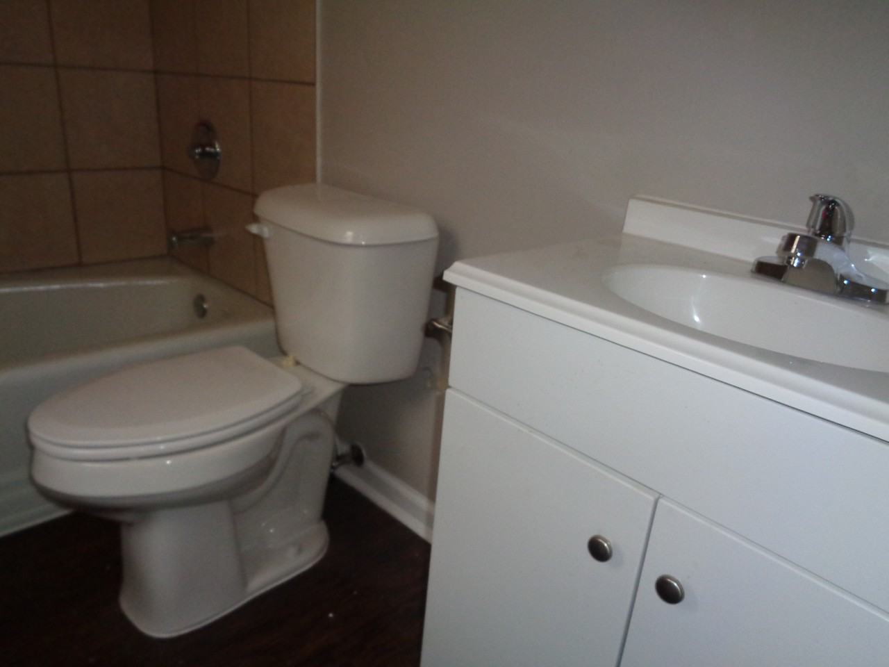 4078 Hartz Dr - Photo 3 of 7