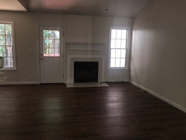 928 Amersham Ln - Photo 2 of 2