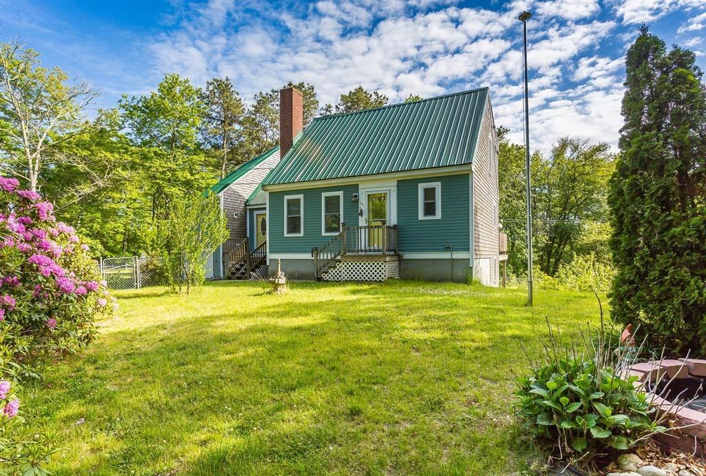 595 Bourne Rd - Photo 2 of 30