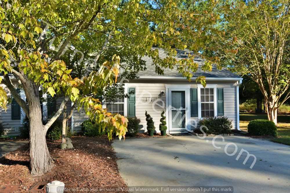 27 Prices Ct - Photo 2 of 35