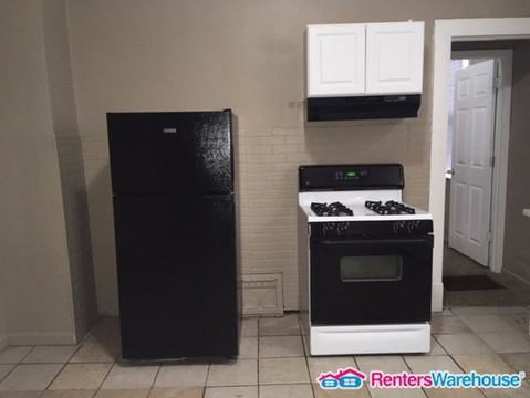 5469 Hamilton Ave - Photo 3 of 8