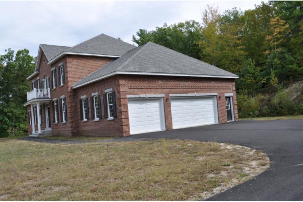 6 Golden Pond Ln - Photo 2 of 21