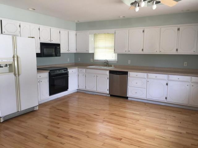 451 S 2nd St - Photo 2 of 11