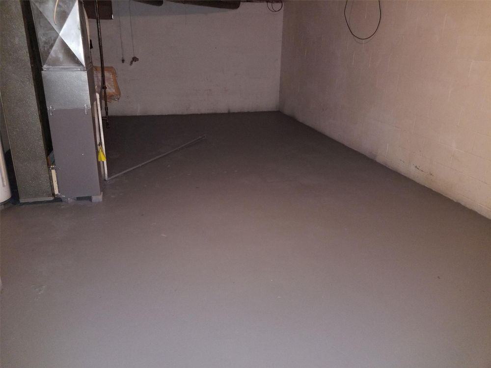 1117 Arnelle Ct - Photo 3 of 15